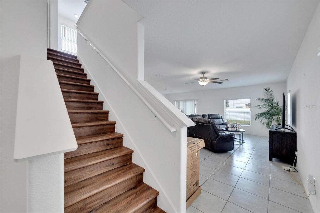 Photo of 6389 Beverly Hills Dr, Zephyrhills, FL 33541 (MLS # T3507691)