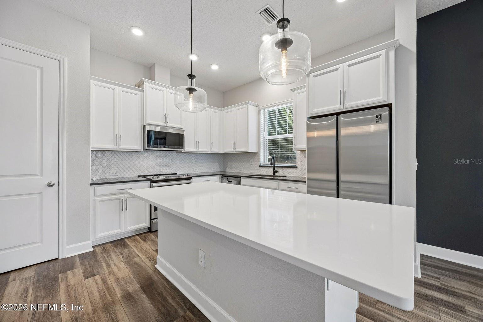 TIDAL POINTE/SOUTHSIDE QUARTER - Residential