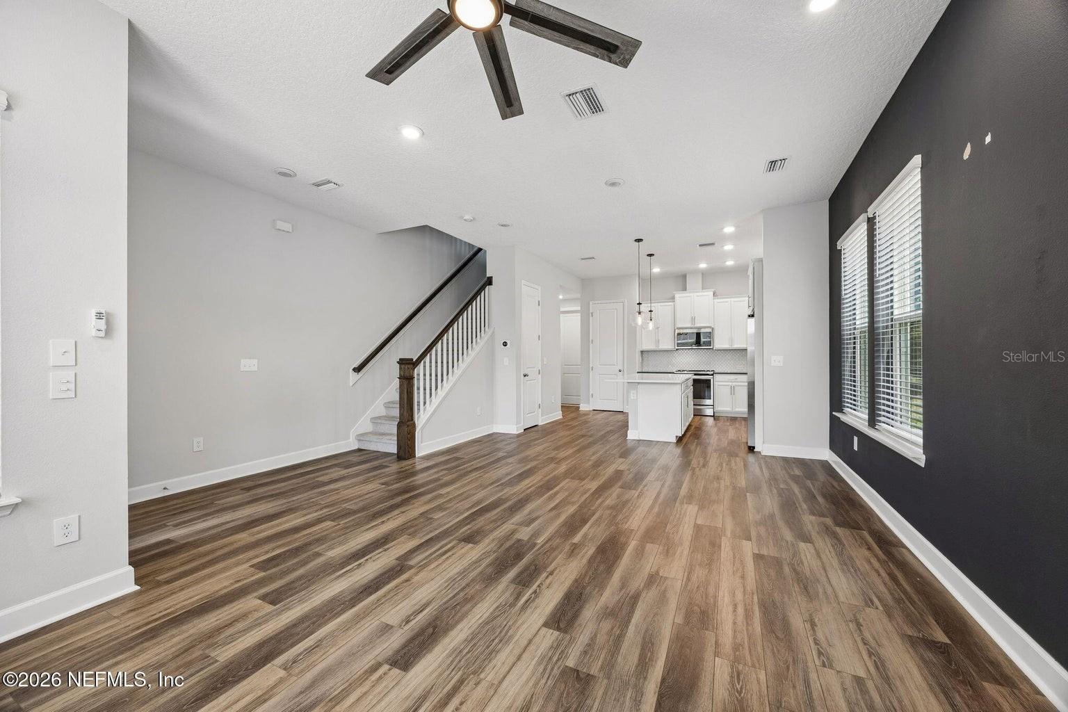 TIDAL POINTE/SOUTHSIDE QUARTER - Residential