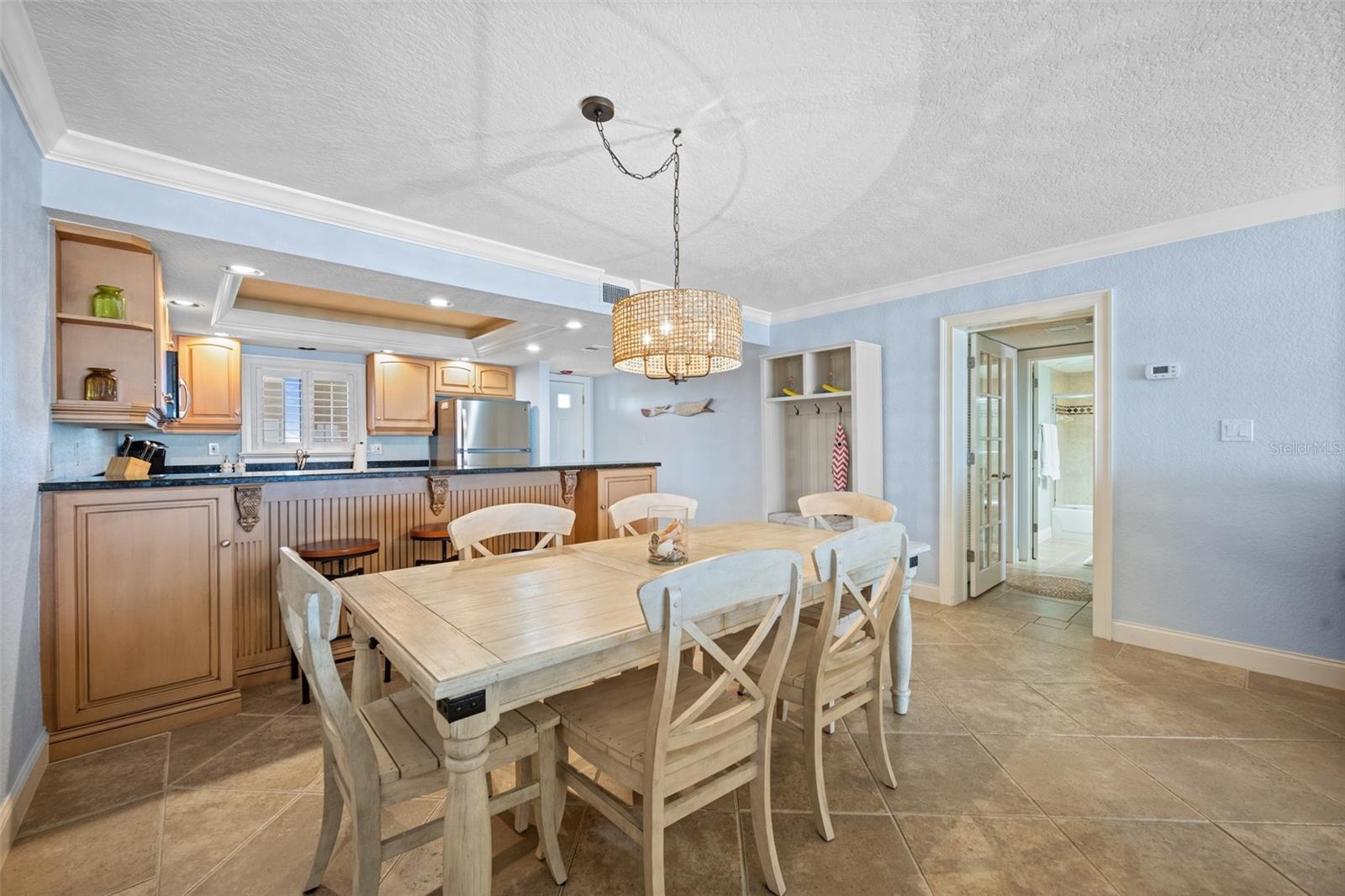 SANDPIPER TOWERS - Residential