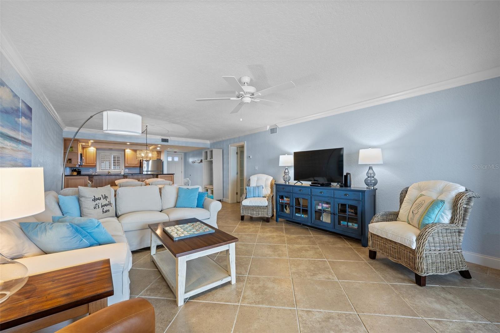 SANDPIPER TOWERS - Residential