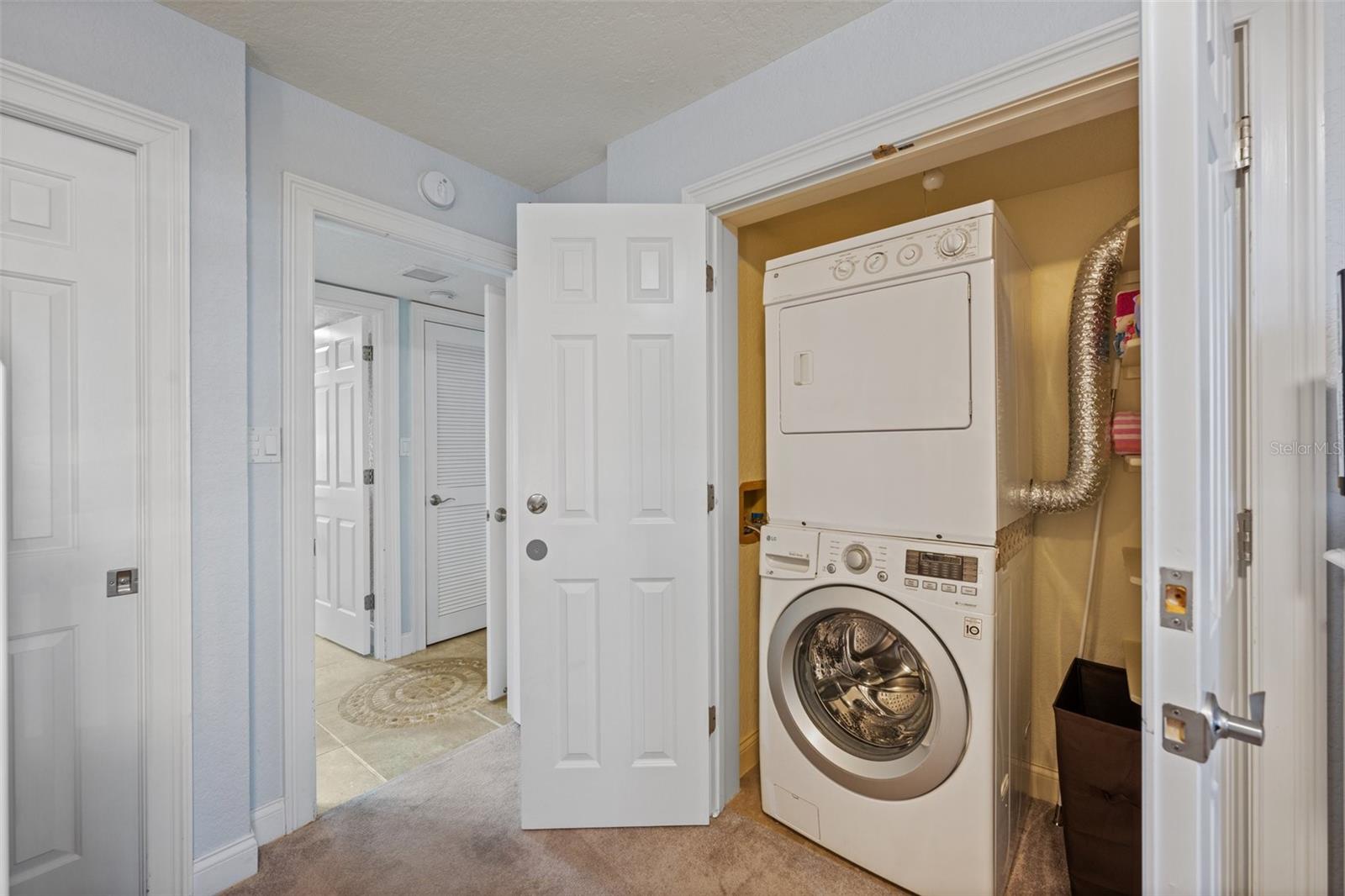 SANDPIPER TOWERS - Residential