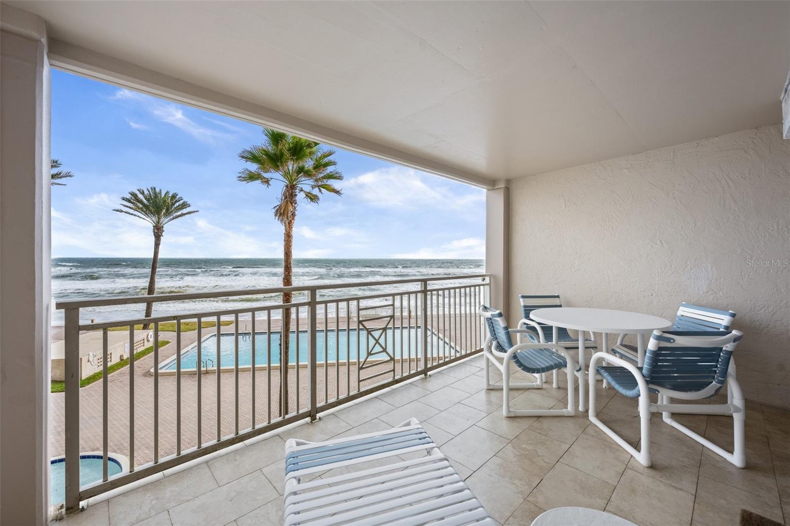 SANDPIPER TOWERS - Residential