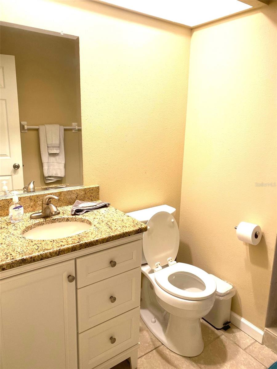 VILLAGE DES PINS I - Residential Lease