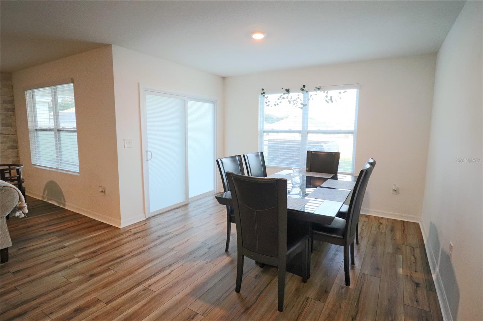 OAK PARK PH 1 PB 36 PG 78 - Residential Lease