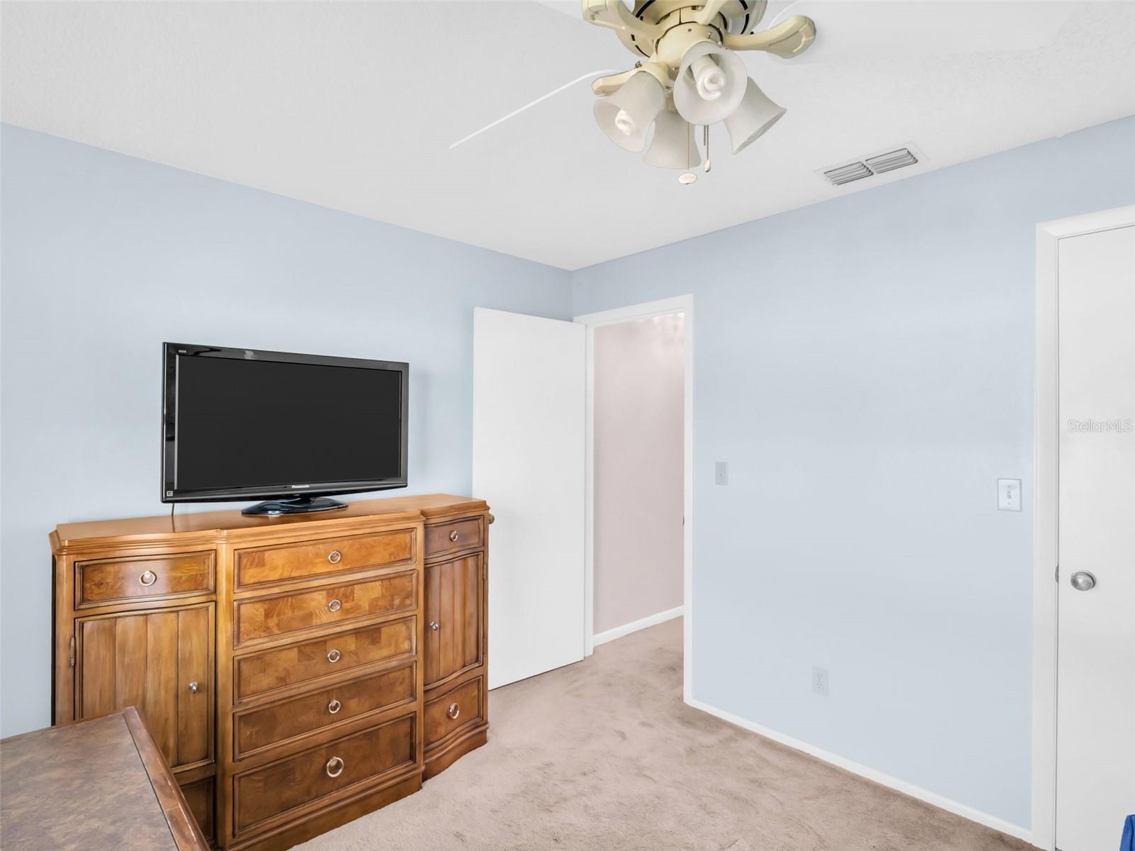 HOMESTEAD WOODS - Residential