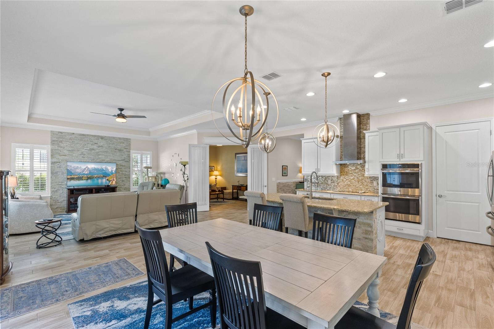 LAUREATE PARK - Residential