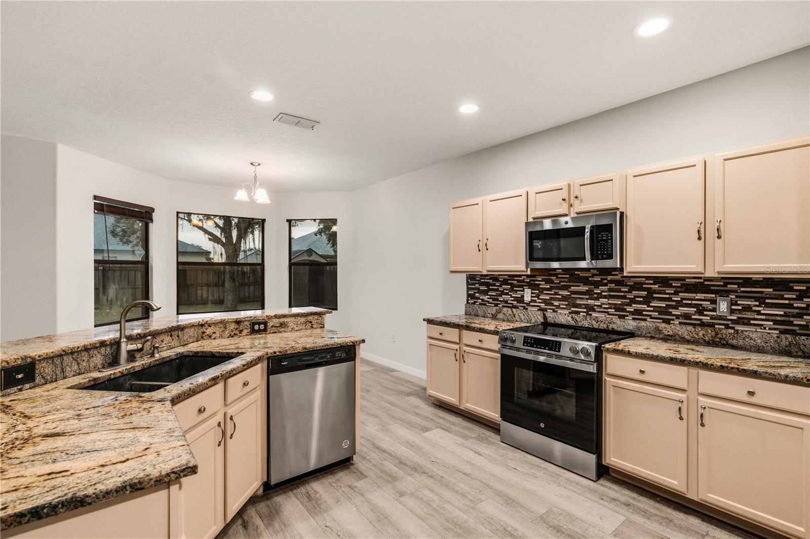 RESERVE AT WEDGEFIELD - Residential