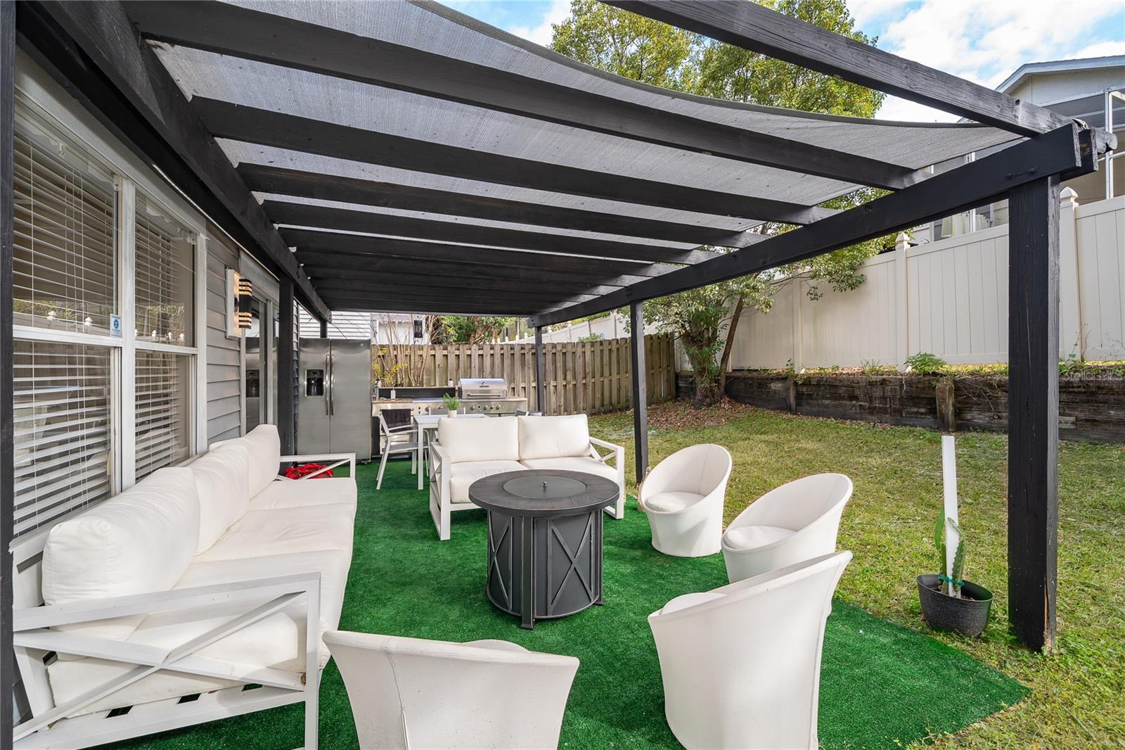 CAMBRIDGE COMMONS - Residential