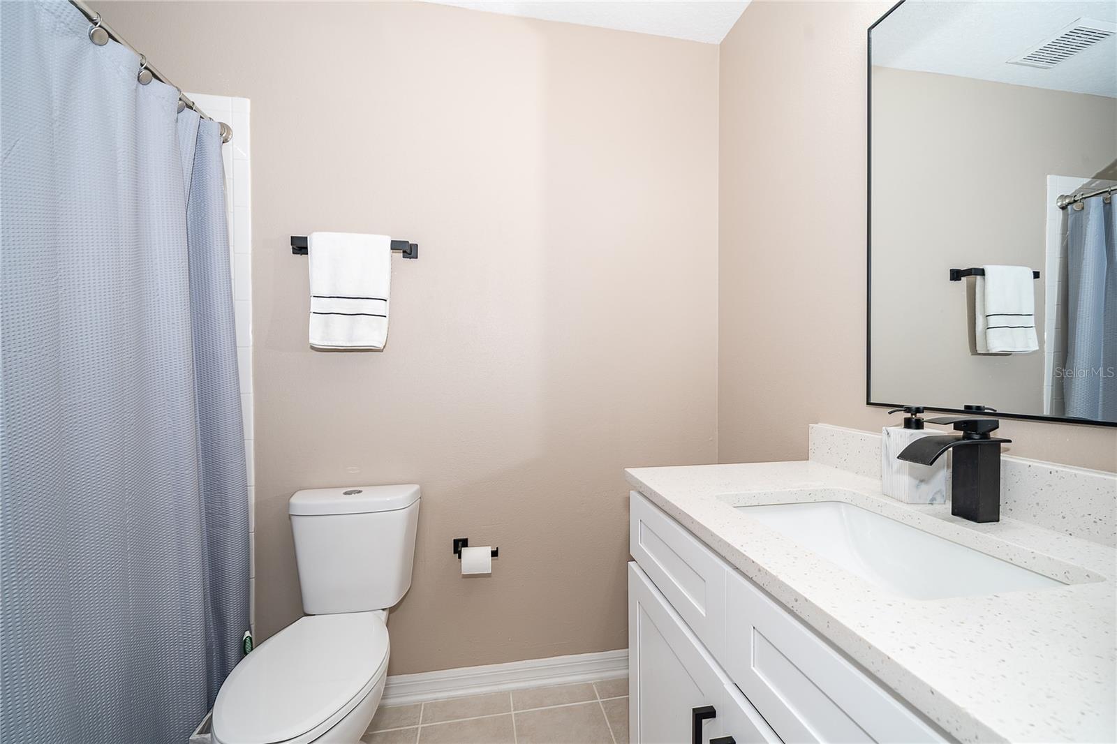 CAMBRIDGE COMMONS - Residential