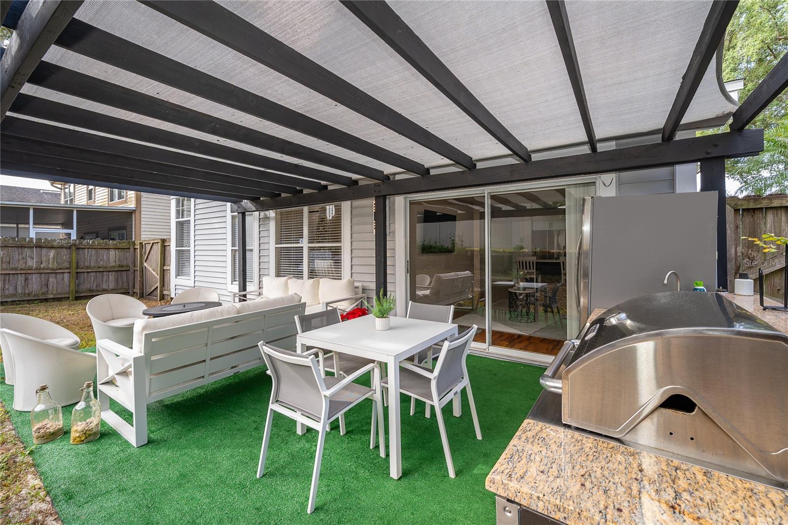 CAMBRIDGE COMMONS - Residential