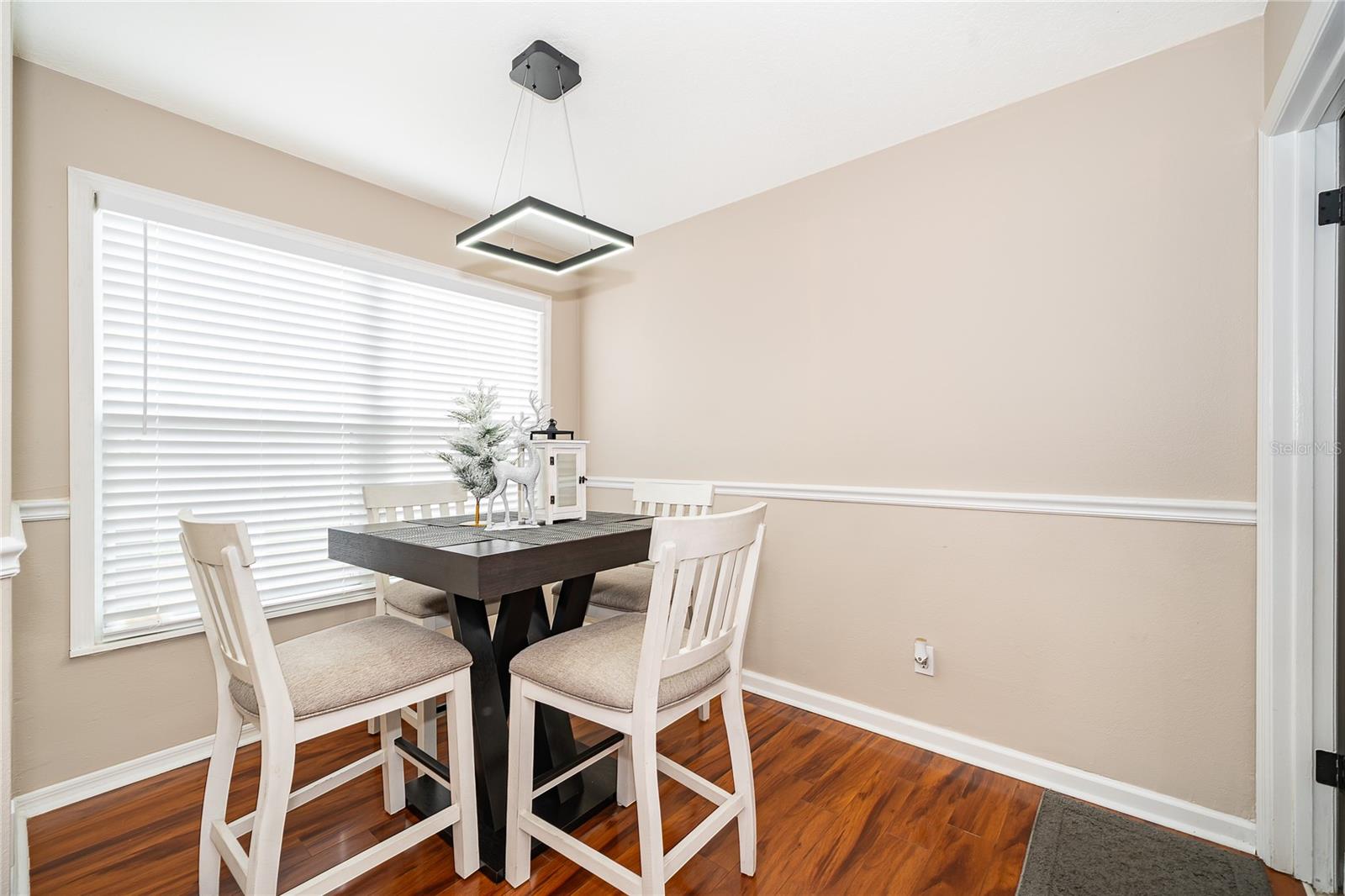 CAMBRIDGE COMMONS - Residential