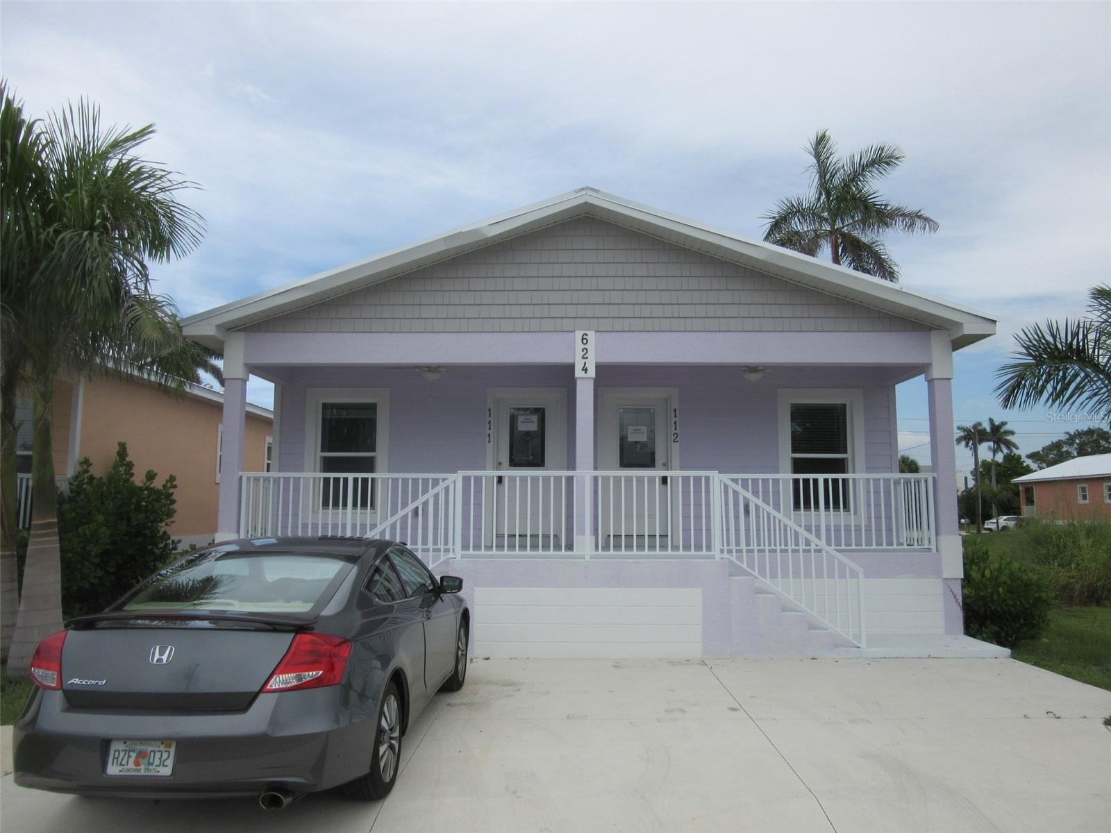 The Coral Reef Duplexes – Fantastic Opportunity in Historic Punta Gorda!
Located in the heart of the Historic Medical District, this well-maintained duplex offers a rare chance to own in one of Punta Gorda’s most walkable and desirable neighborhoods. Each 2 bed, 2 bath unit features 915 sq ft of comfortable living space, complete with ceramic tile throughout, granite countertops and in-unit washer & dryer. All city water and sewer — no septic to worry about!
Just 1 block to the hospital, 2 blocks to Harbor Walk, and walking distance to Laishley Marina, downtown shops, restaurants, and nightlife — this location is ideal for tenants, healthcare workers, or seasonal owners looking to enjoy the Florida lifestyle.
Investors will love that renters are ready to move in, while owner-occupants can live in one side and rent out the other for income potential. Minutes to I-75 and South County Sports Complex, offering basketball, tennis, pickleball, baseball, RC tracks, and more!
Whether you're house-hacking, investing, or settling in — this duplex delivers versatility, value, and location.