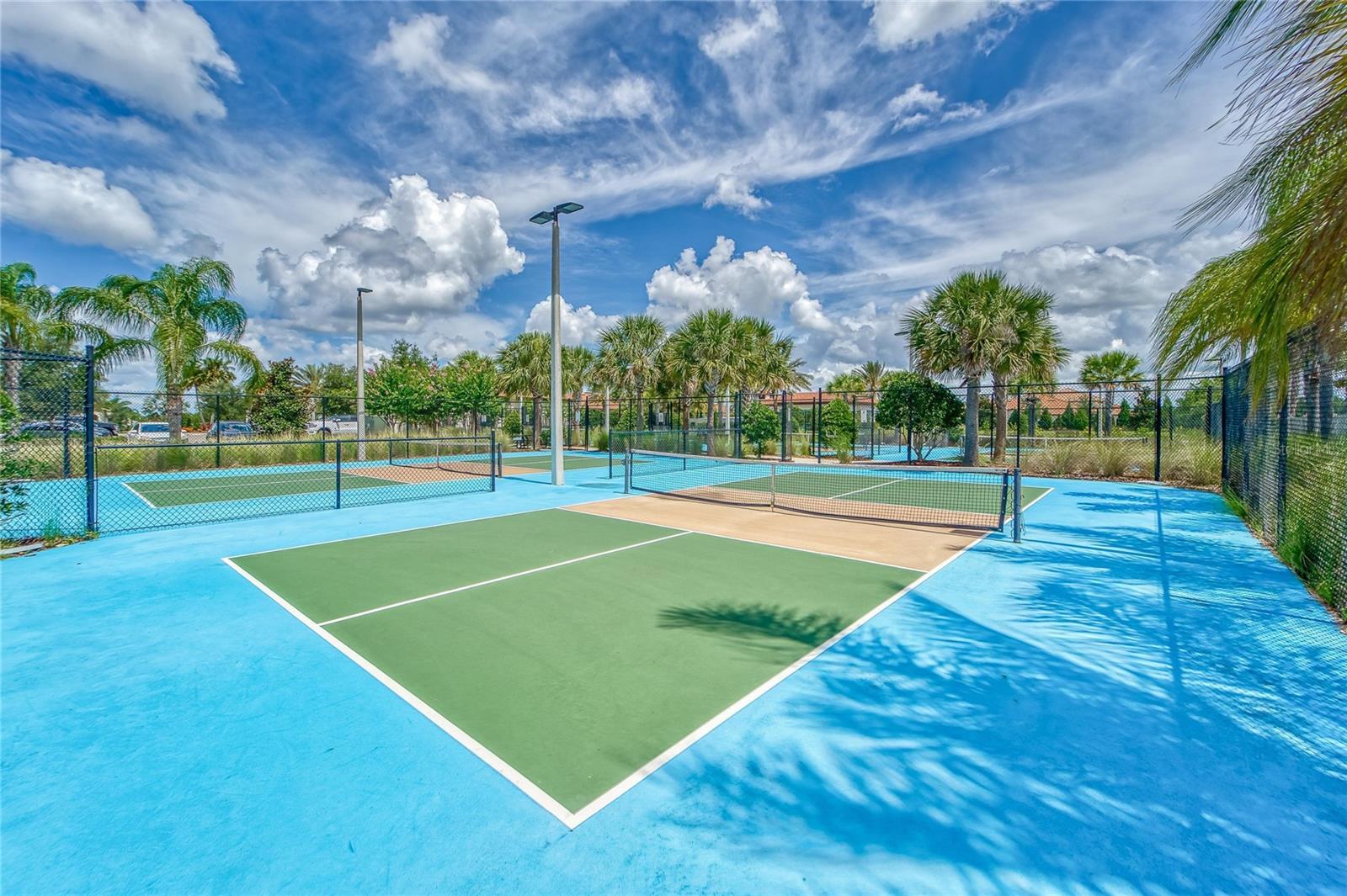 FOREST BROOKE ACTIVE ADULT PH - Residential