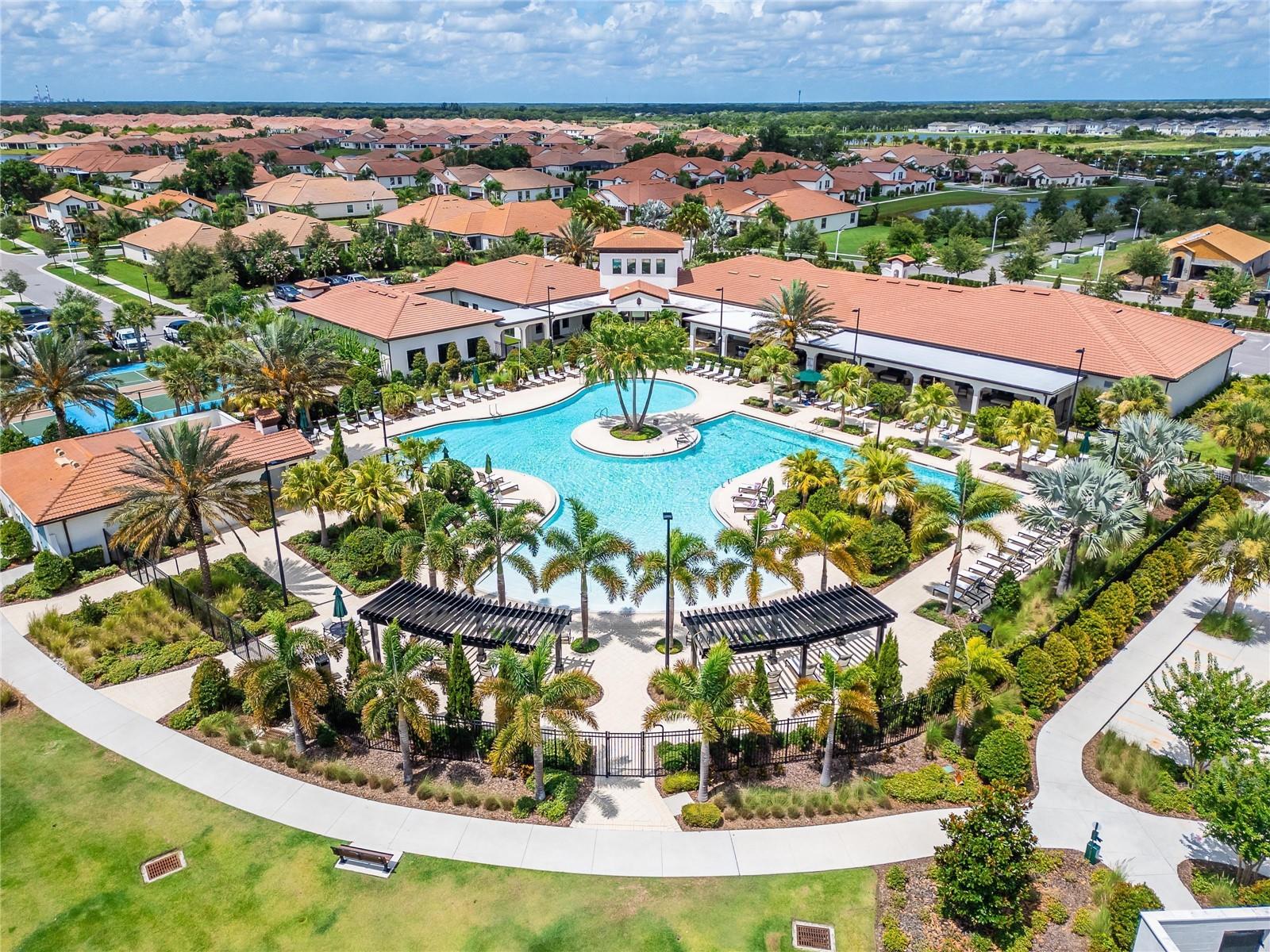 FOREST BROOKE ACTIVE ADULT PH - Residential