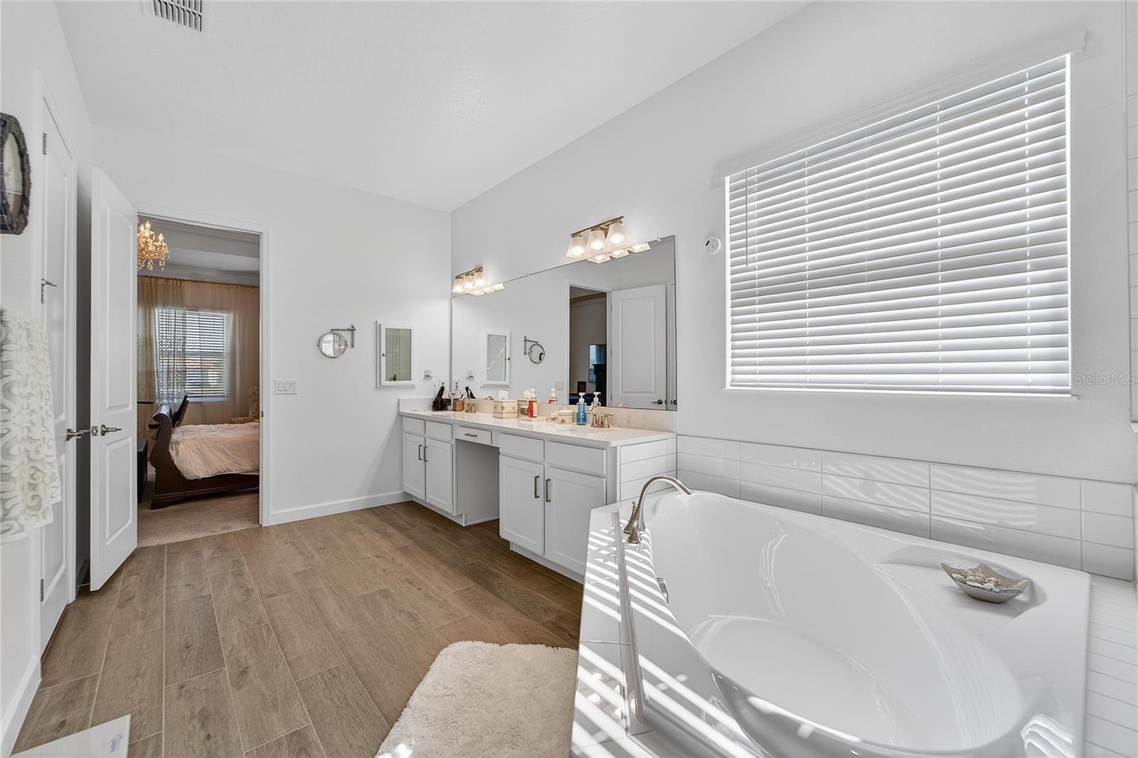 FOREST BROOKE ACTIVE ADULT PH - Residential