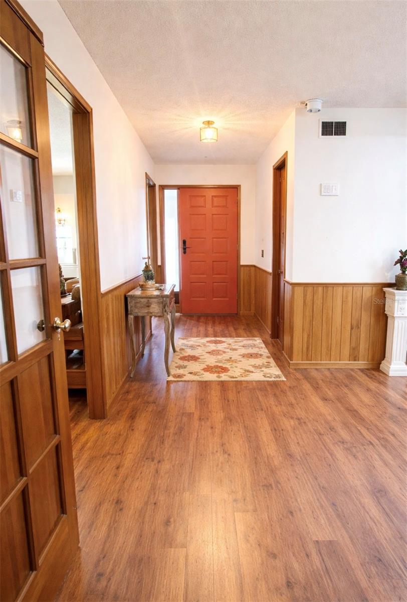 2417 S OAK PARK DRIVE