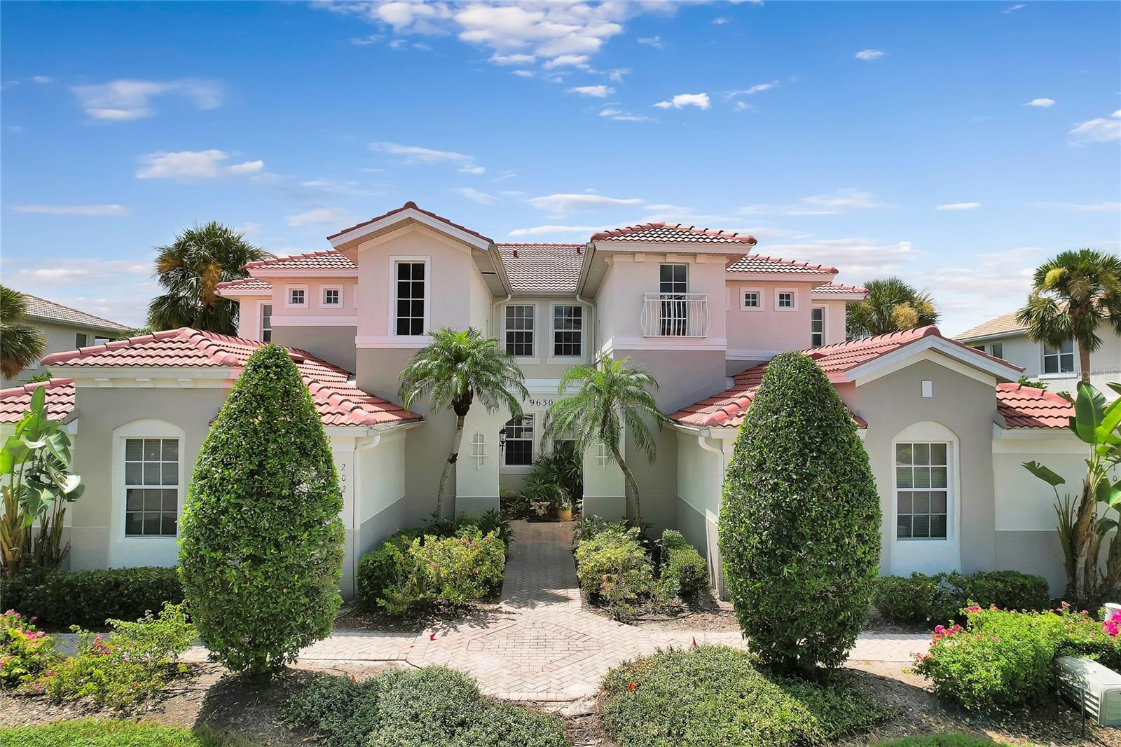 WATERLEFE GOLF & RIVER CLUB - Residential