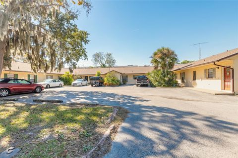 Photo of 1678 Espanola Avenue, Daytona Beach, FL 32117 (MLS # O6359820)
