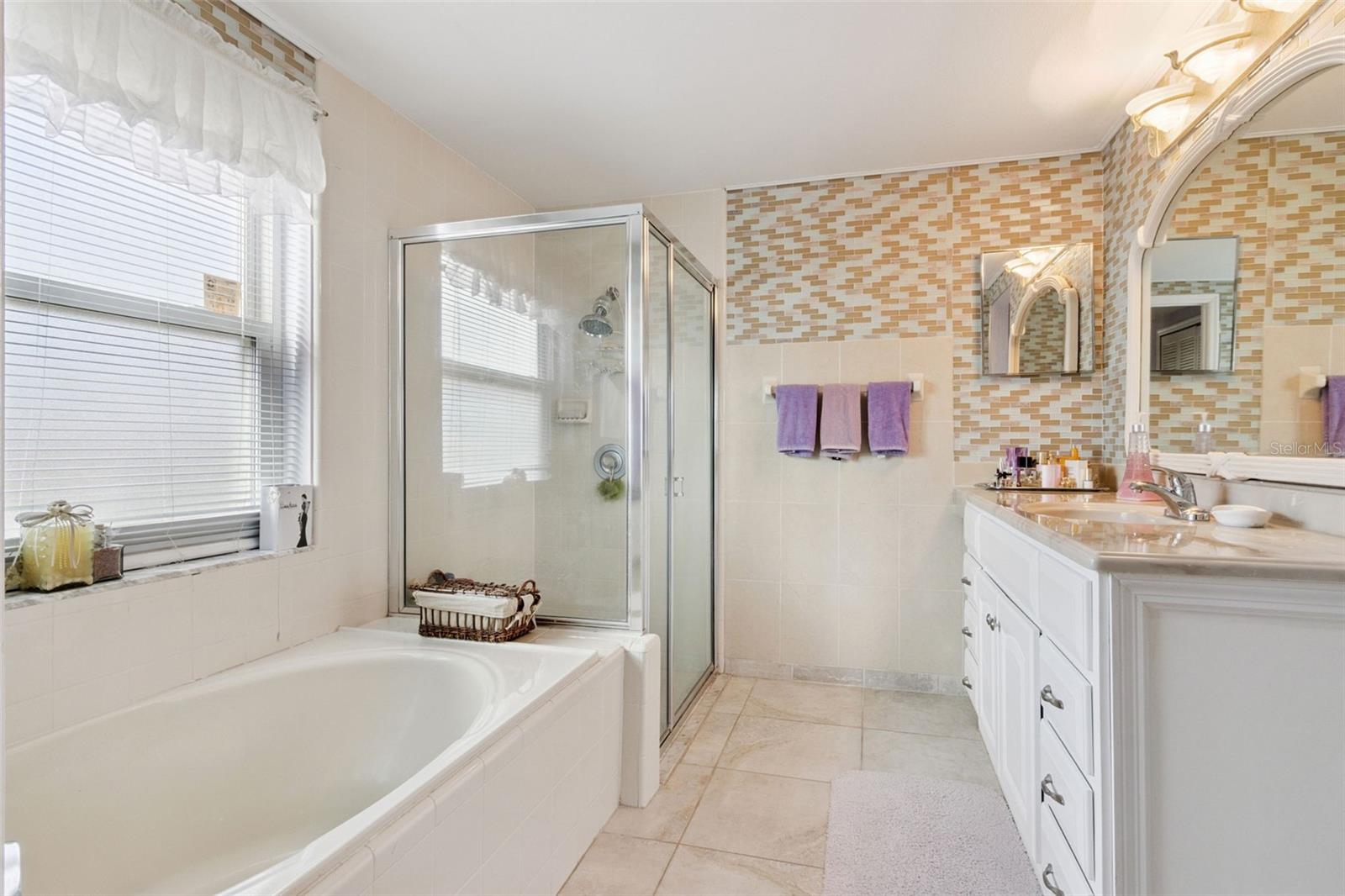 LINDFIELDS UNIT 3 - Residential