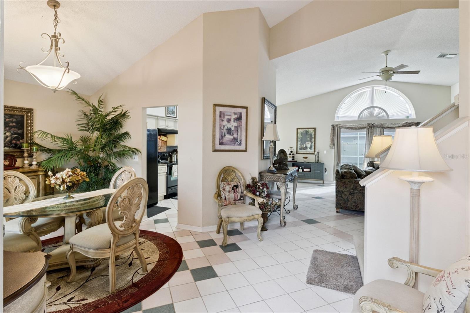 LINDFIELDS UNIT 3 - Residential