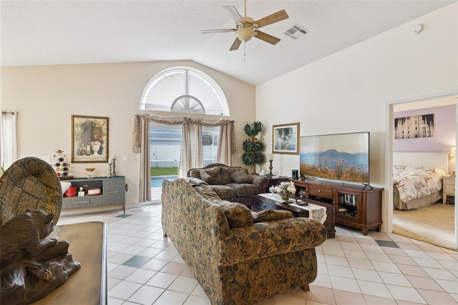 LINDFIELDS UNIT 3 - Residential