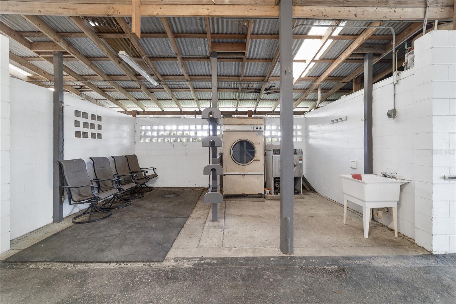 TILLMANS HAMMOCK - Residential