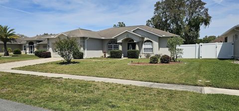 A home in BROOKSVILLE