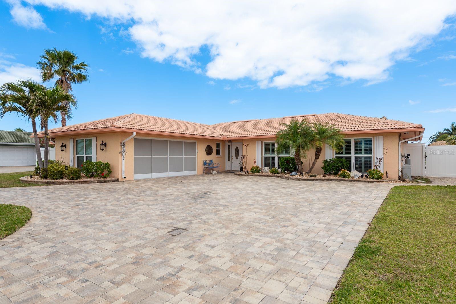 3235 SEAWAY DRIVE