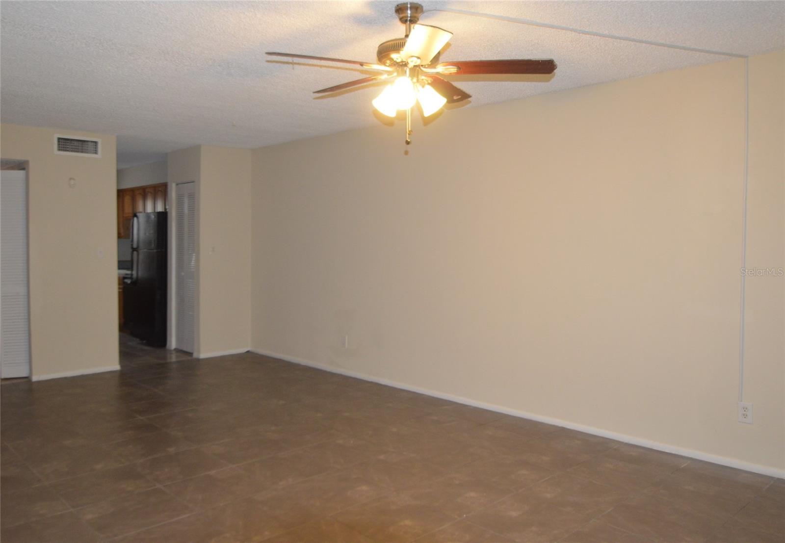 PLACE ONE A CONDO - Residential Lease