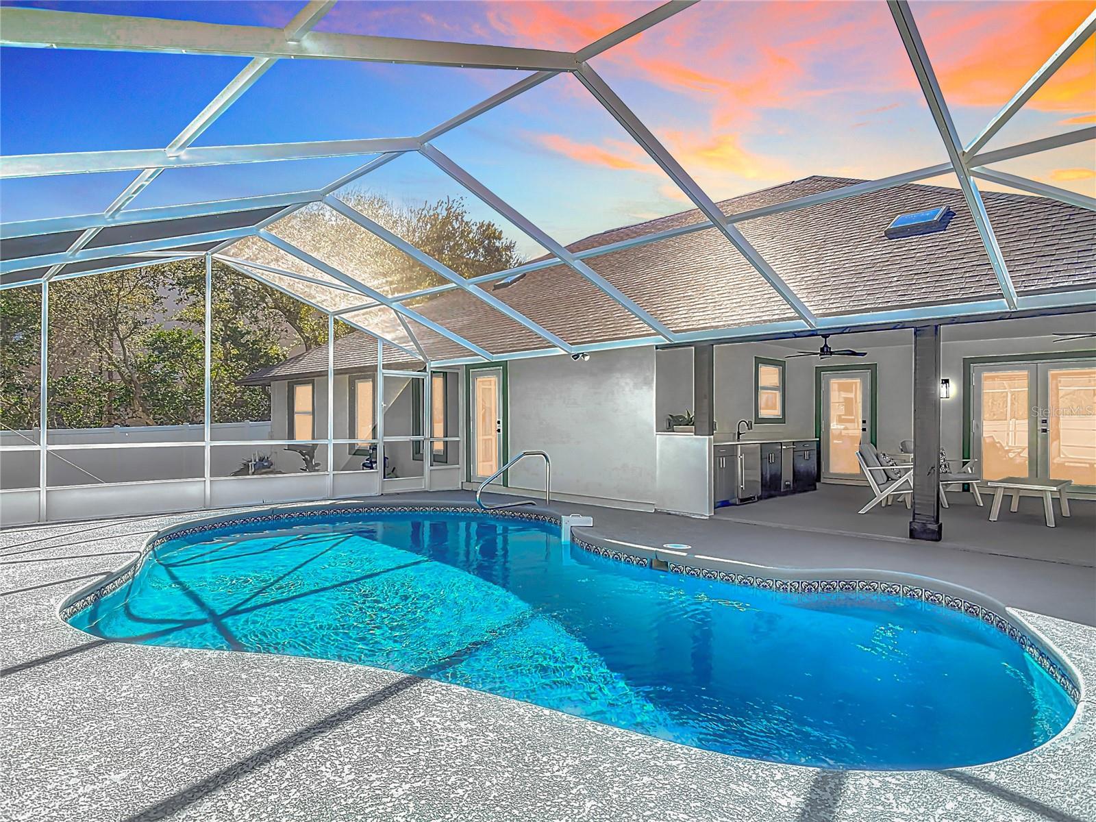 54 RAINS COURT