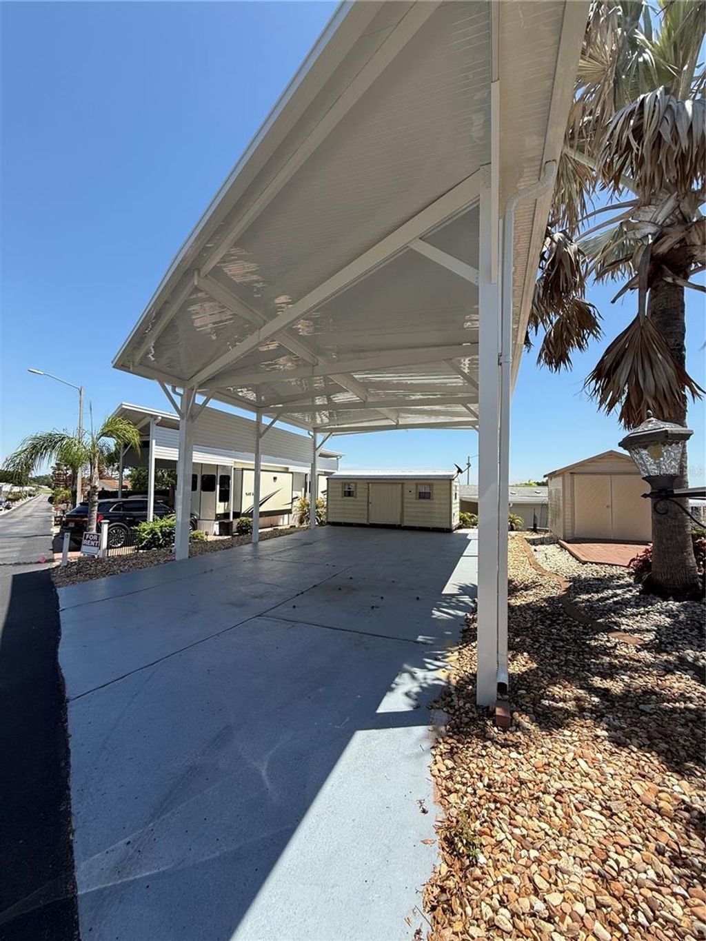 Photo of 319 Broken Woods Boulevard, Davenport, FL 33837 (MLS # O6406251)