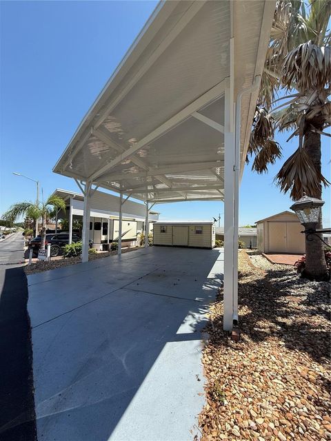 Photo of 319 Broken Woods Boulevard, Davenport, FL 33837 (MLS # O6406251)