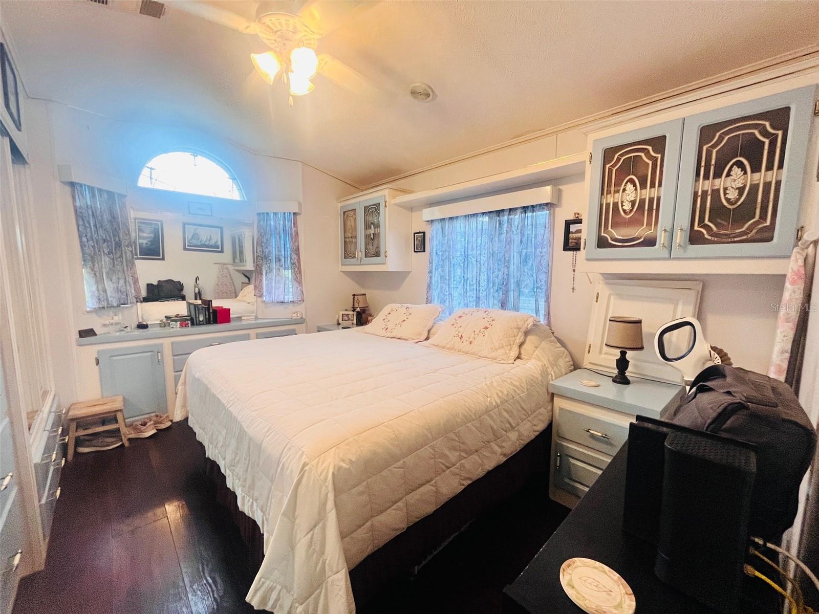 TREE LAKES TRAVEL TRAILER CO-OP - Residential