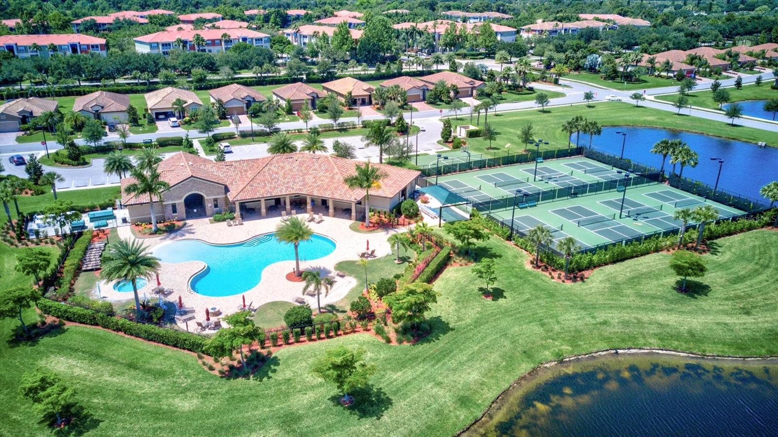 GRAND ESTUARY I AT RIVER STRAND - Residential