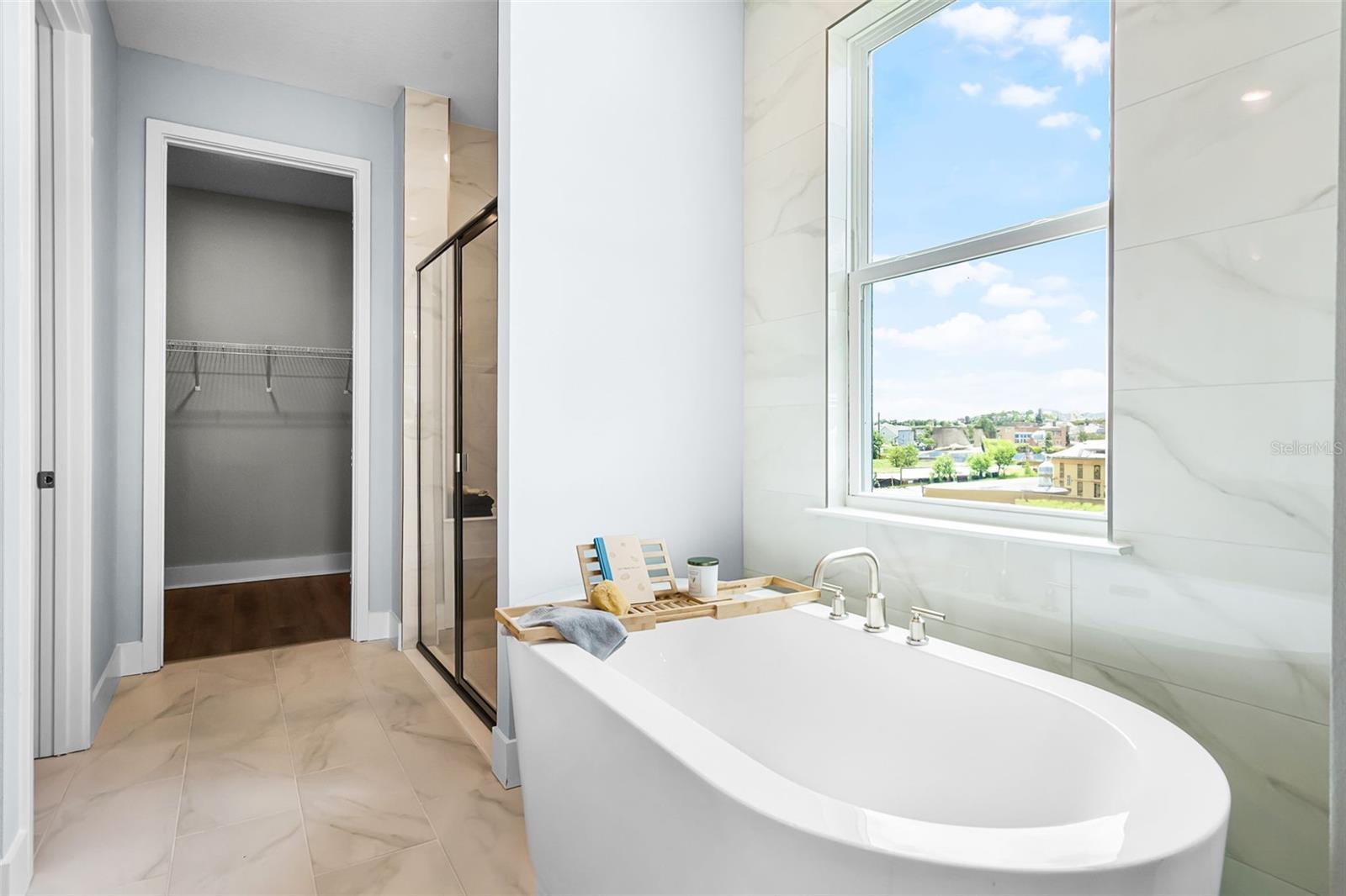 EDEN CREST - Residential