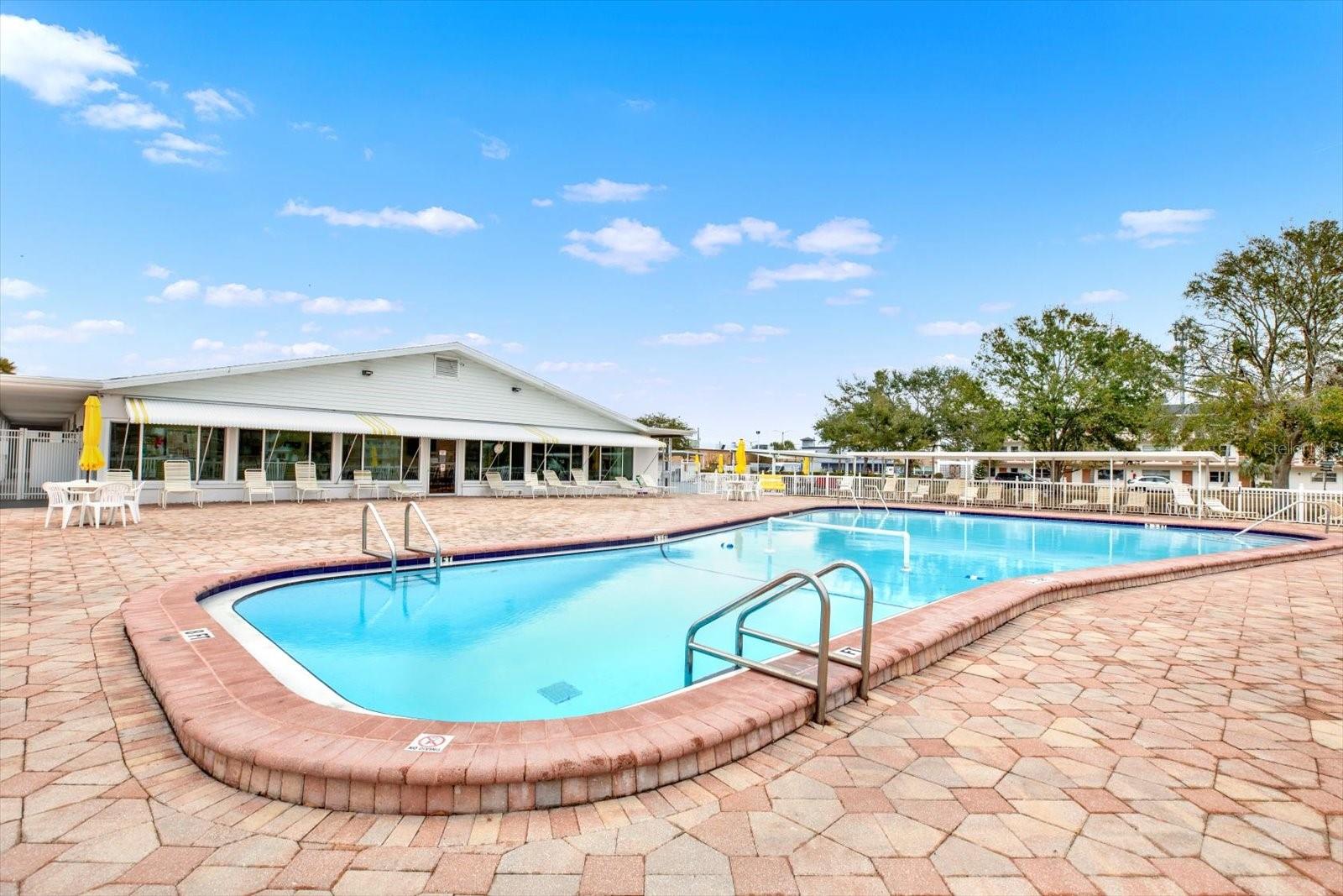 TOWN APTS CONDO - Residential