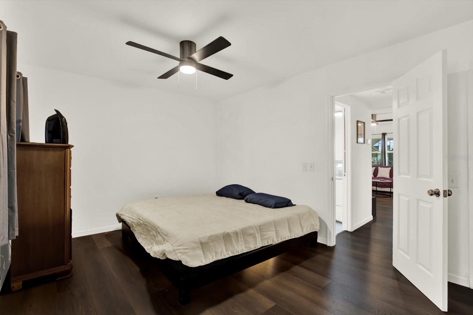 TOWN APTS CONDO - Residential