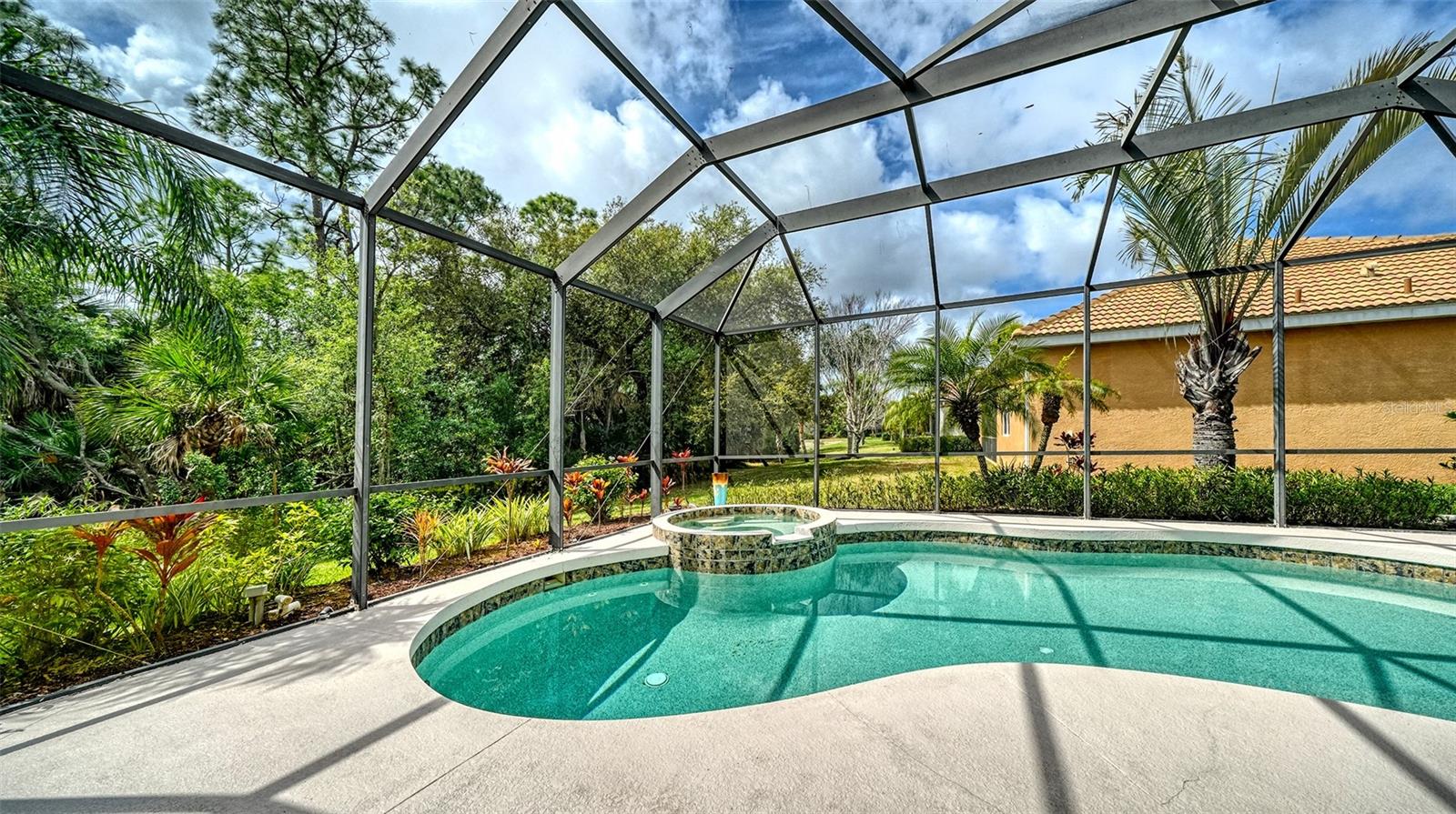 STONEYBROOK AT VENICE - Residential