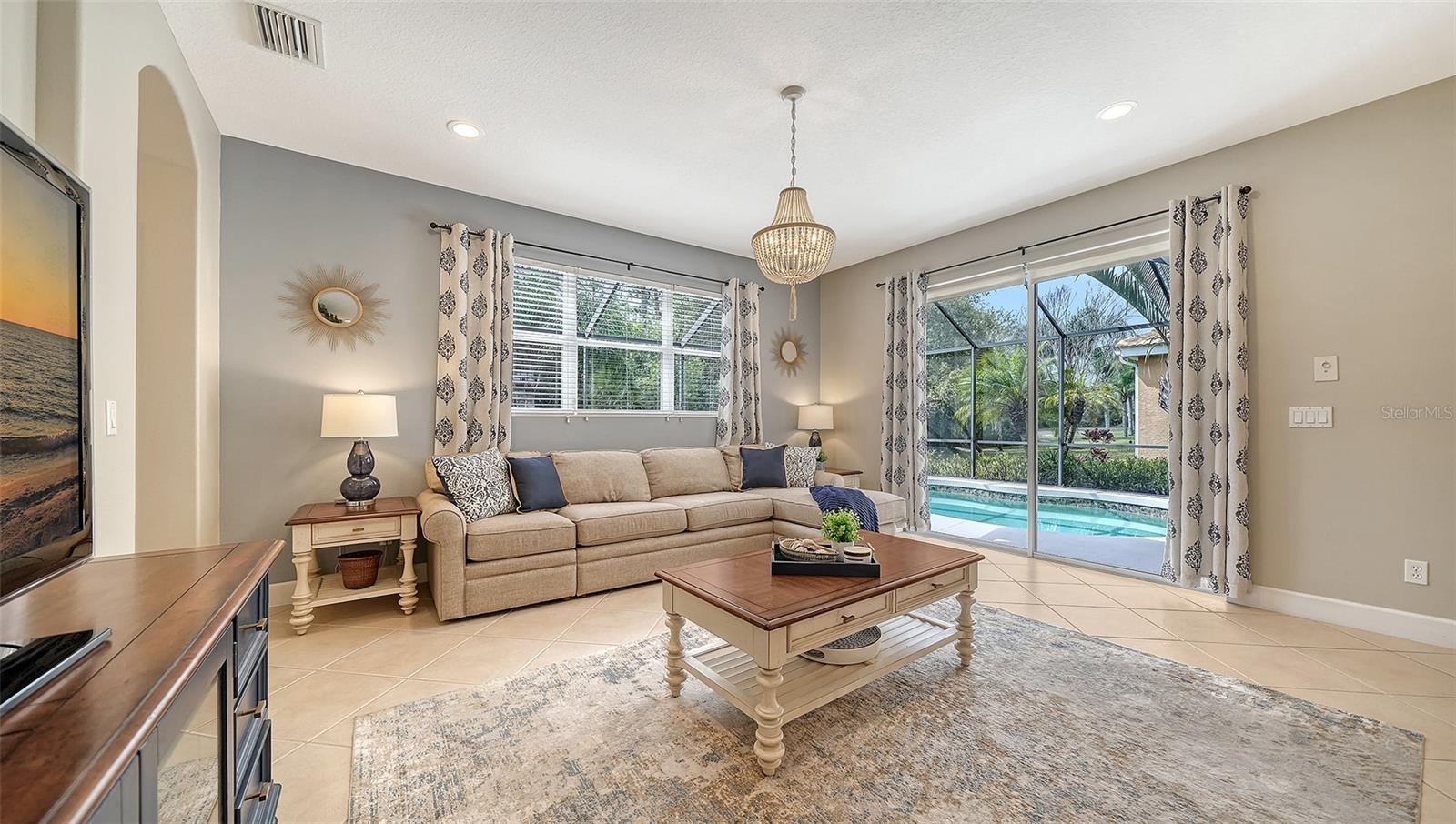 STONEYBROOK AT VENICE - Residential