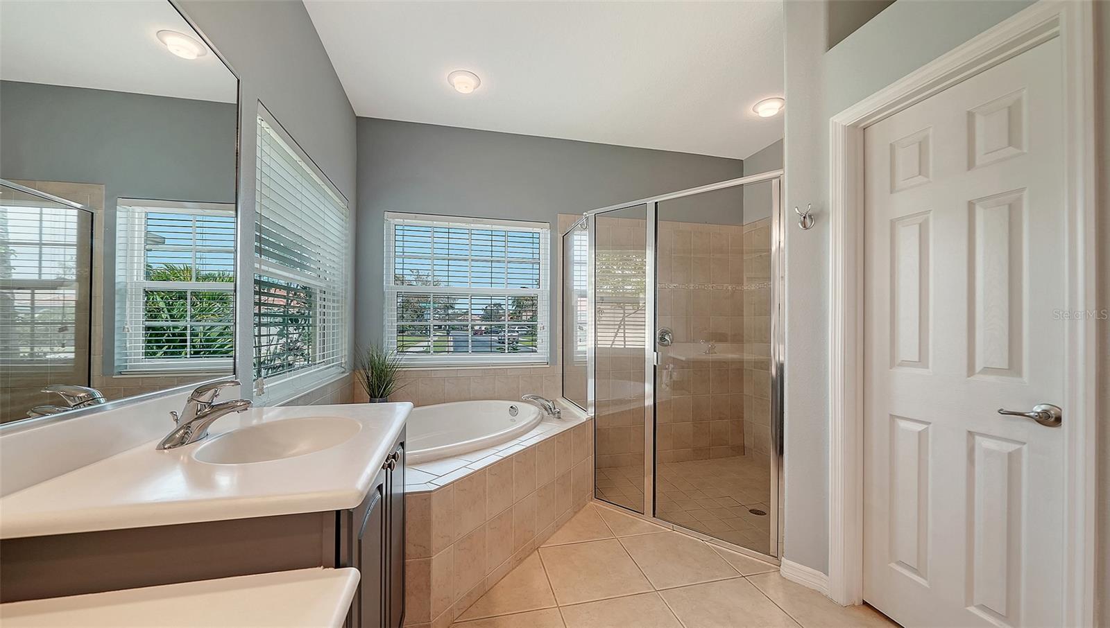 STONEYBROOK AT VENICE - Residential