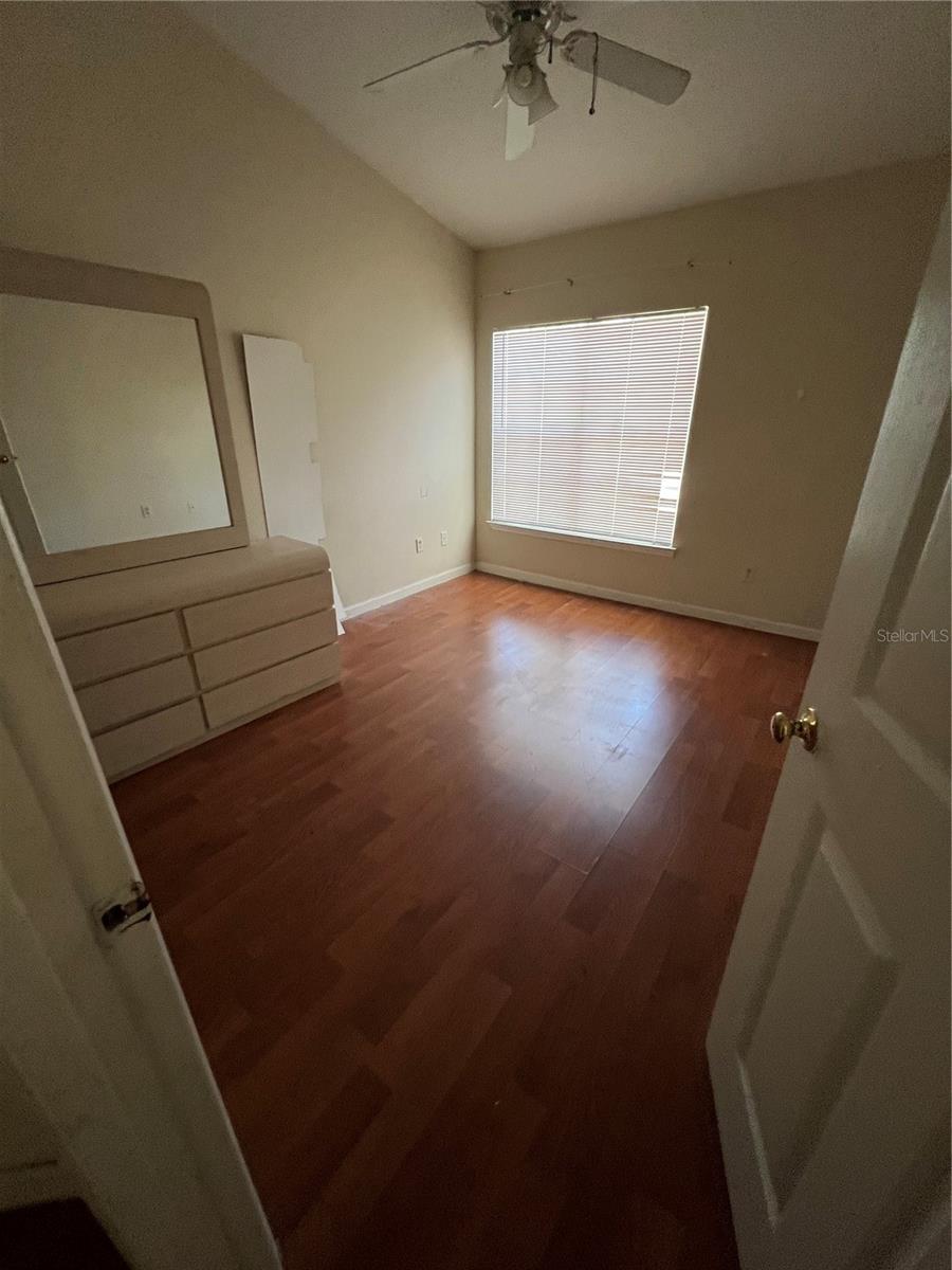 SUNSET LAKE - Residential