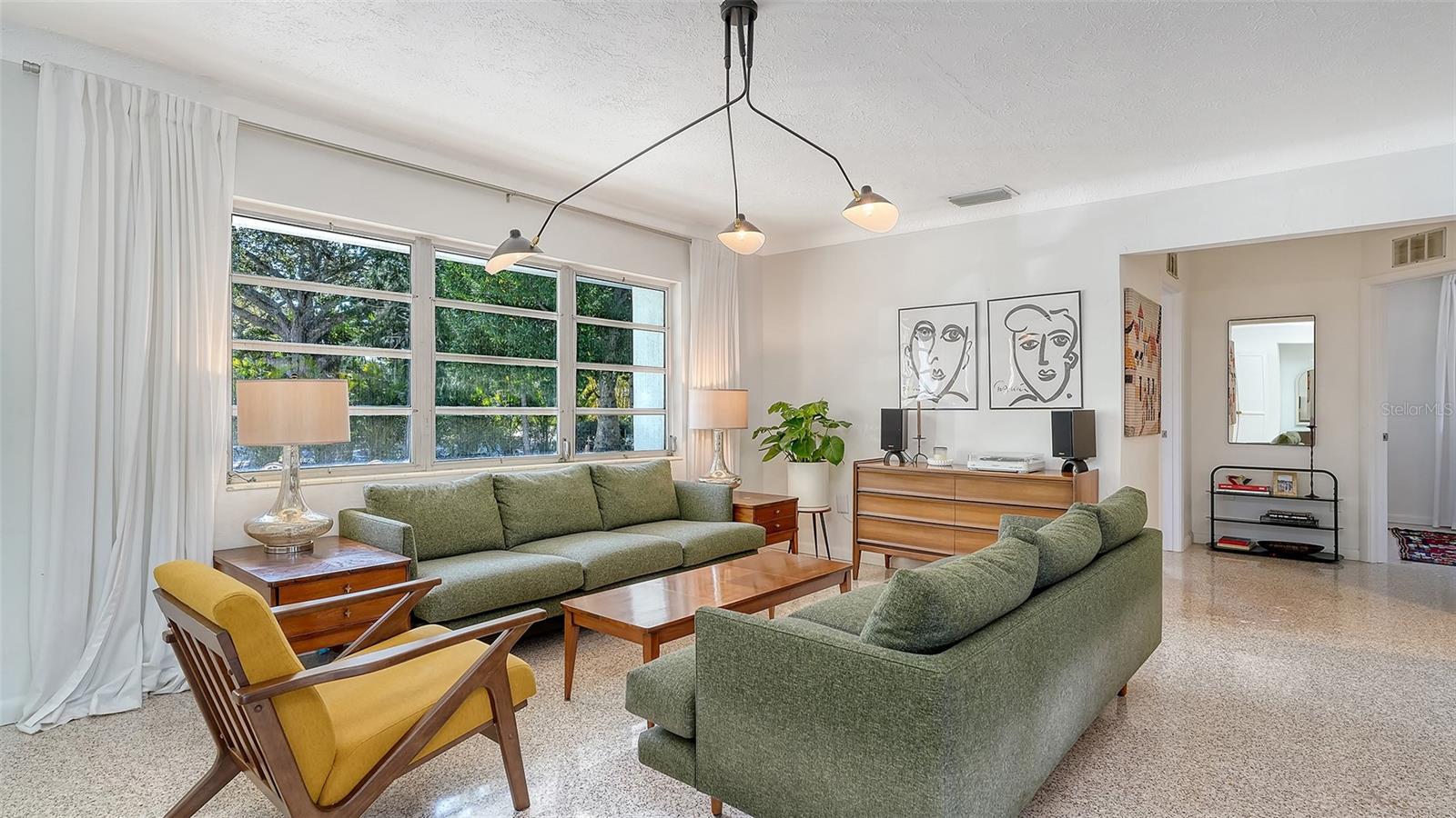 SAPPHIRE HEIGHTS - Residential