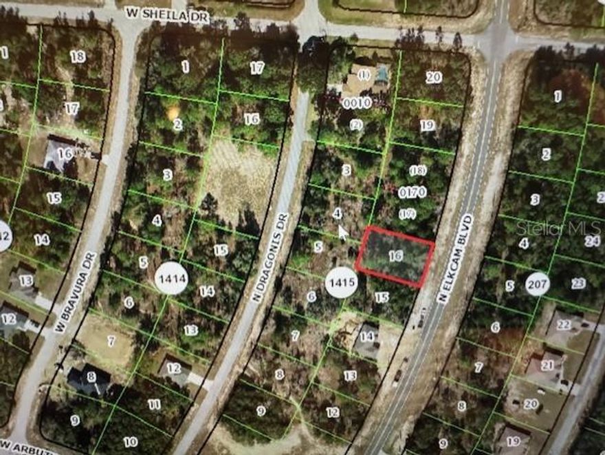 This beautiful vacant lot available in Citrus Springs has no HOA fees. Public water and electricity are available. It is near Withlacoochee State Trail and just minutes from boating, fishing, diving, dining, healthcare, and supermarkets. This is a great place to build a home.