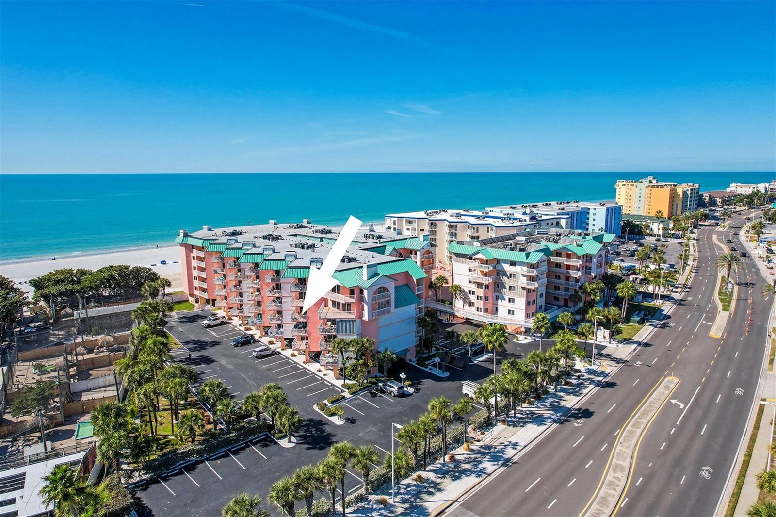 BEACH COTTAGE CONDO - Residential