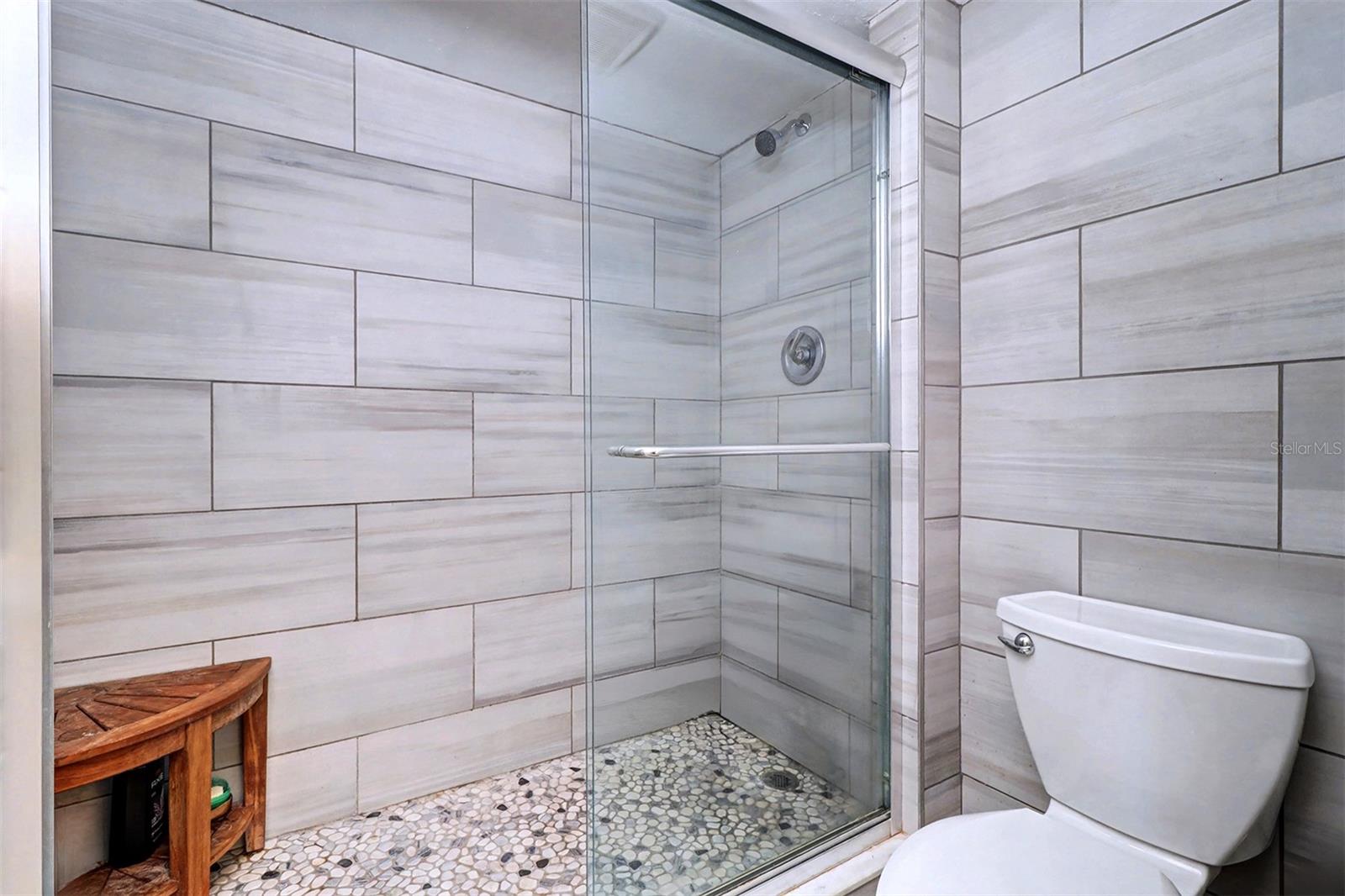 BEACH COTTAGE CONDO - Residential