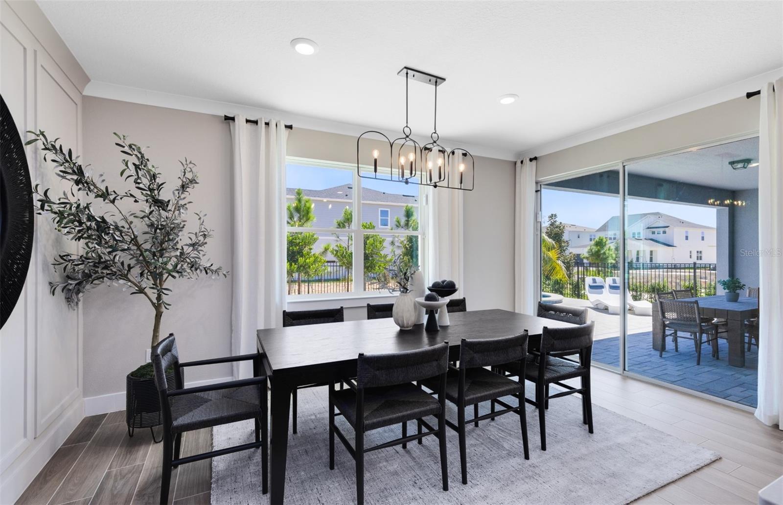 PARKSIDE TRAILS - Residential