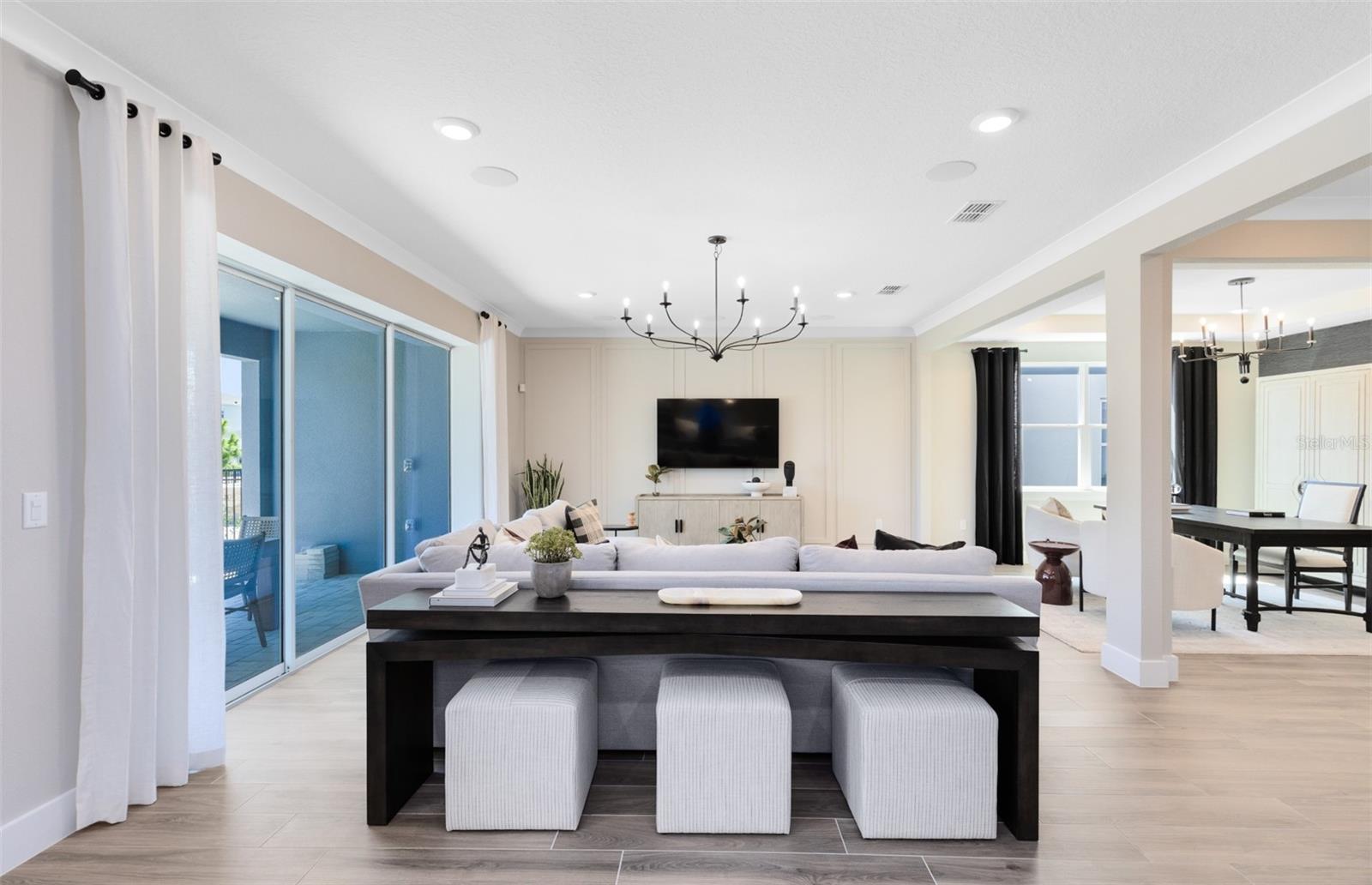 PARKSIDE TRAILS - Residential