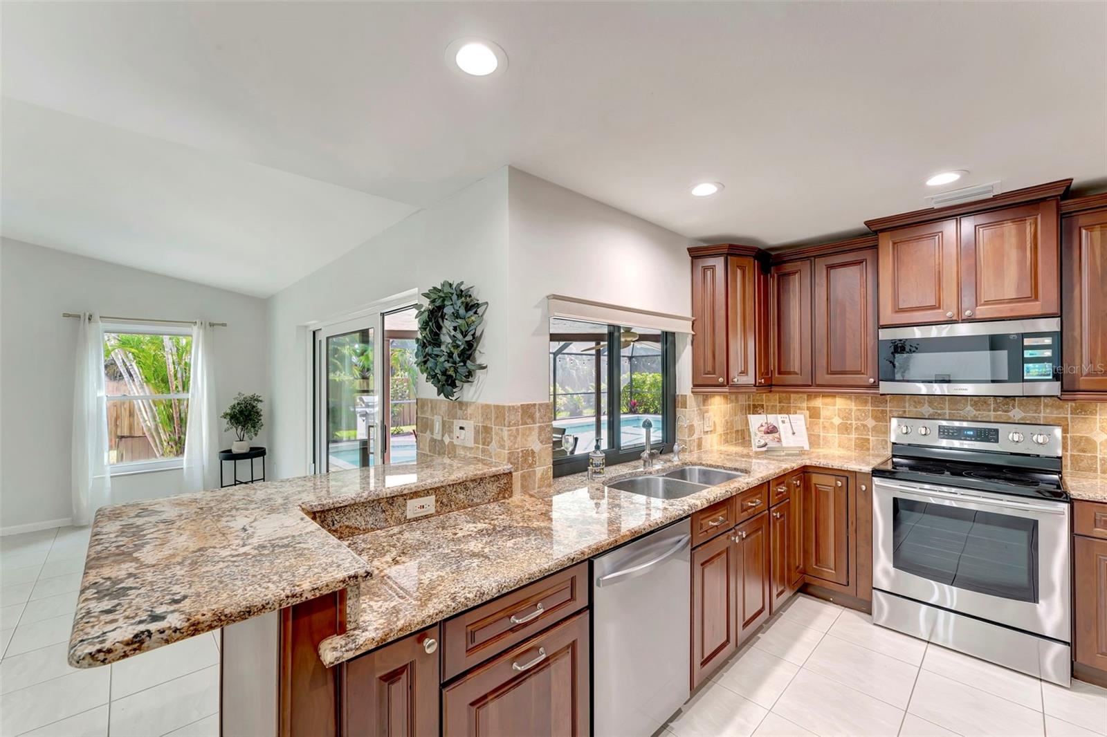 BENT TREE VILLAGE - Residential