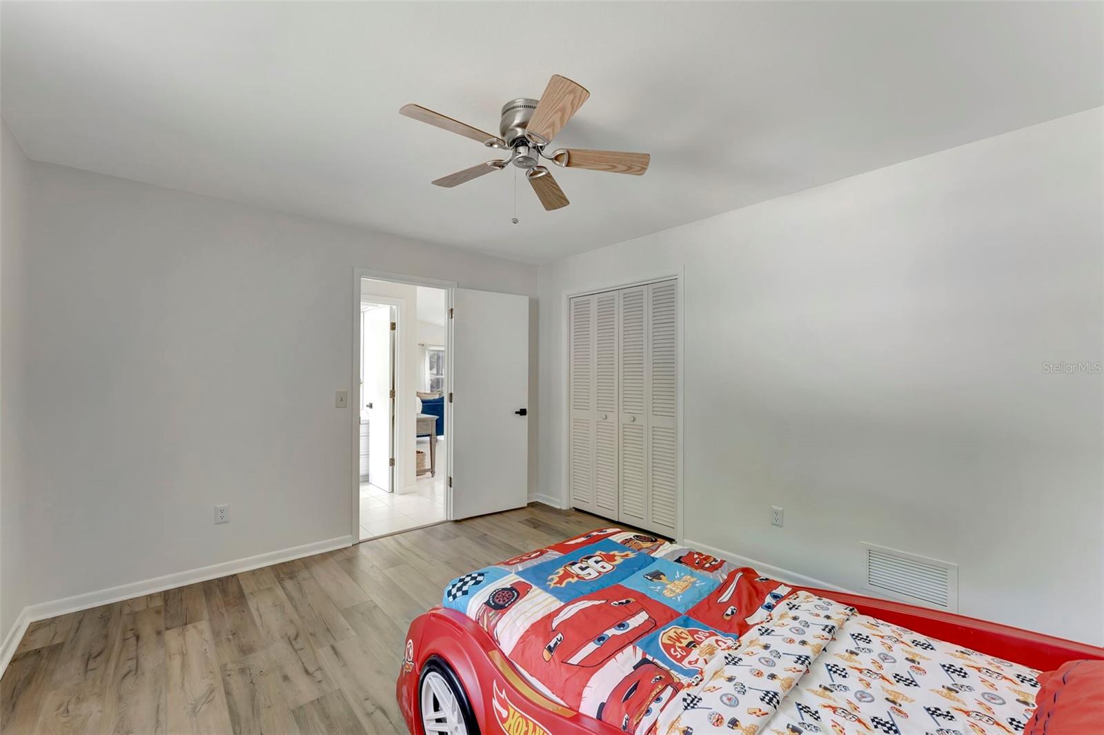 BENT TREE VILLAGE - Residential